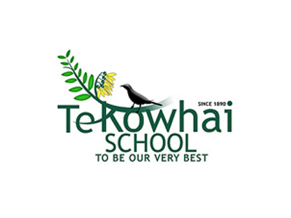Awesome TekowhaI School Logo